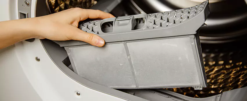 Signs Of A Clogged Dryer Lint Trap in Medford, Massachusetts
